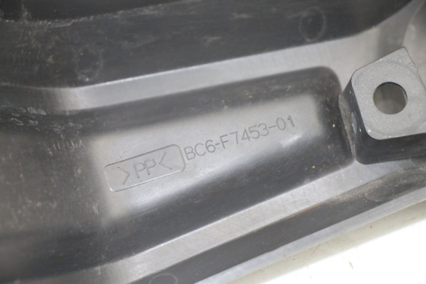 photo de TAMPA LATERAL ESQUERDA DO CHASSI YAMAHA TRACER 7 700 (2020 - 2024) - Ampliação técnica