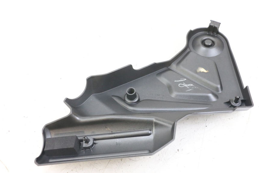 photo de TAMPA LATERAL ESQUERDA DO CHASSI KAWASAKI VERSYS ABS 650 (2015 - 2018) - Detalhe da peça