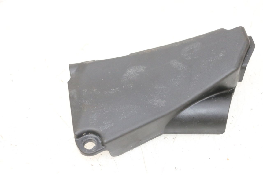 photo de TAMPA LATERAL ESQUERDA DO CHASSI YAMAHA YFM R RAPTOR 250 (2008 - 2014) - Outro ângulo de visão