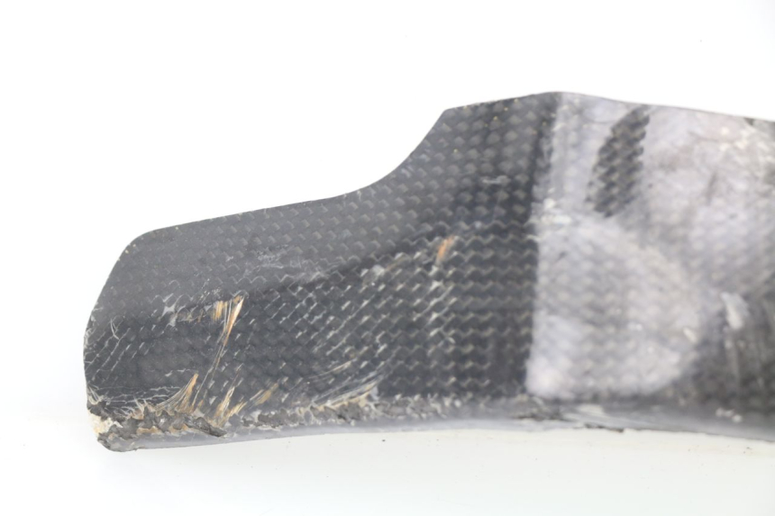 photo de TAMPA LATERAL DO CHASSI SUZUKI GSX-R GSXR 600 (2008 - 2010) - Zoom do estado de desgaste