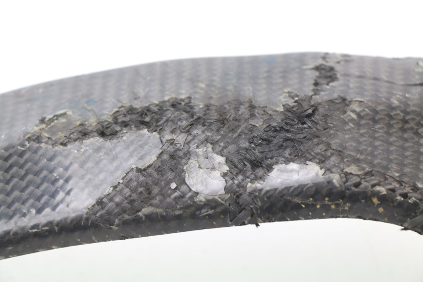 photo de TAMPA LATERAL DO CHASSI SUZUKI GSX-R GSXR 600 (2008 - 2010) - Estado da superfície