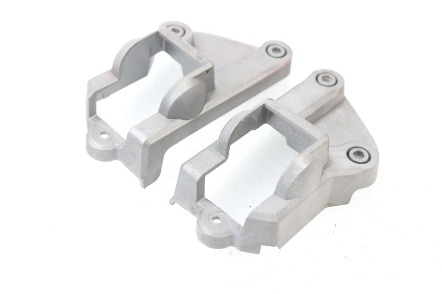 photo de TAMPA LATERAL DO CHASSI PEUGEOT JET FORCE CARBU 50 (2003 - 2016) - Vista principal
