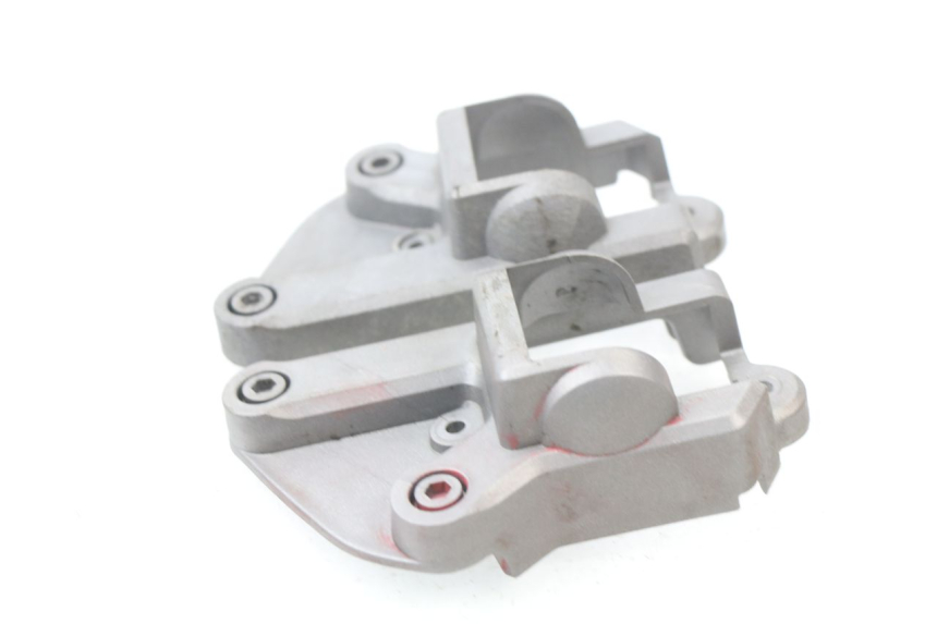 photo de TAMPA LATERAL DO CHASSI PEUGEOT JET FORCE CARBU 50 (2003 - 2016) - Zoom do estado de desgaste