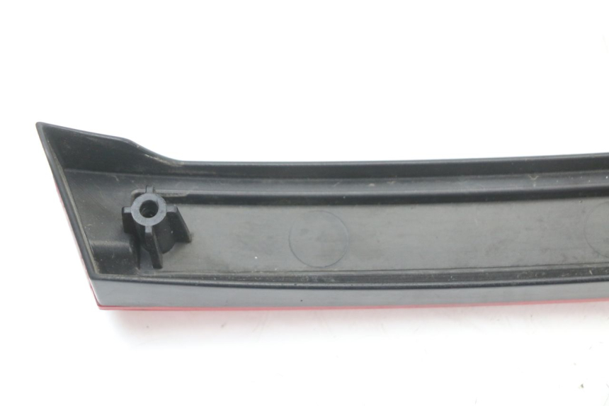 photo de TAMPA LATERAL DO CHASSI PIAGGIO MP3 125 (2006 - 2014) - Estado da superfície