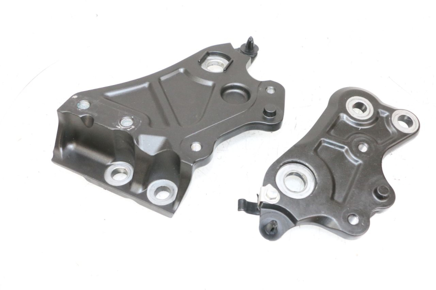 photo de TAMPA LATERAL DO CHASSI YAMAHA MT-07 MT07 ABS 700 (2018 - 2020) - Vista principal
