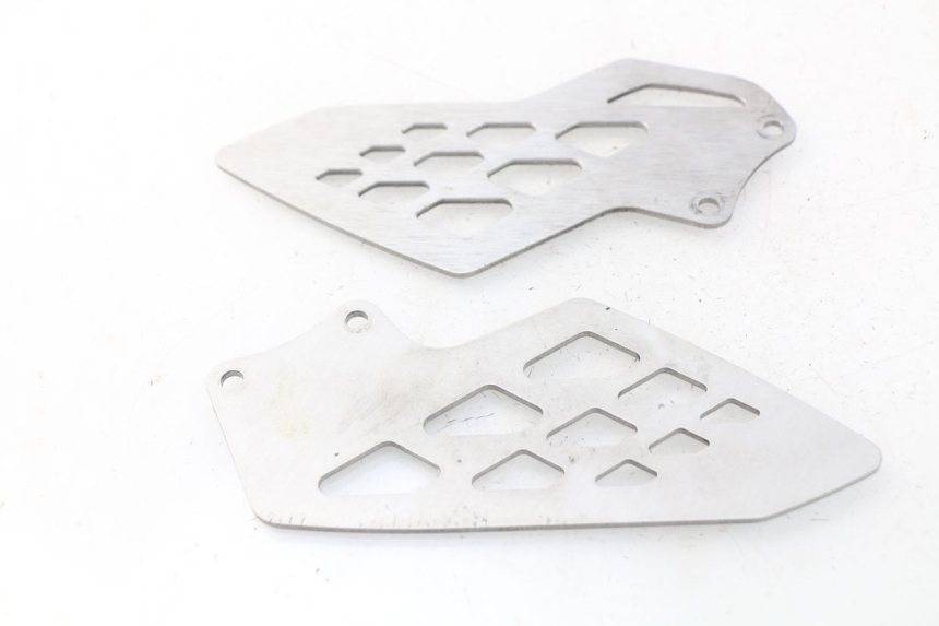 photo de TAMPA LATERAL DO CHASSI BMW S RR ABS S1000RR 1000 (2009 - 2011) - Vista principal