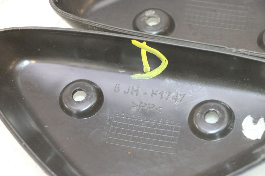 photo de TAMPA LATERAL DO CHASSI YAMAHA SLIDER 50 (1999 - 2004) - Zoom do estado de desgaste