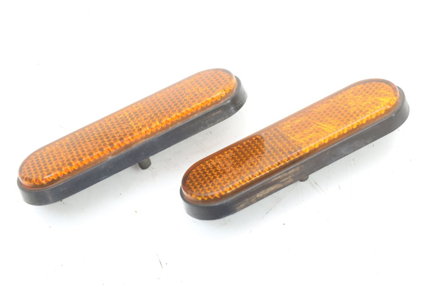 photo de TAMPA LATERAL DO CHASSI KYMCO SUPER 8 4T 50 (2021 - 2024) - Zoom do estado de desgaste