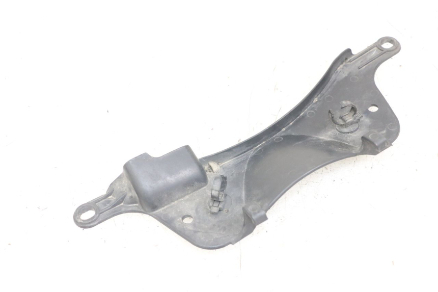 photo de TAMPA LATERAL DO CHASSI YAMAHA TDM ABS 900 (2002 - 2014) - Zoom do estado de desgaste