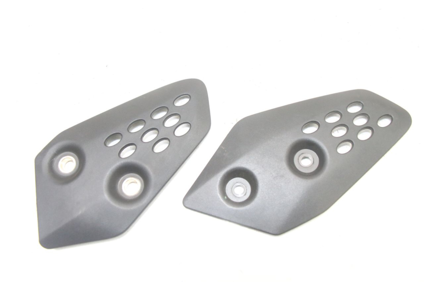 photo de TAMPA LATERAL DO CHASSI YAMAHA TRACER 7 700 (2020 - 2024) - Detalhe da peça