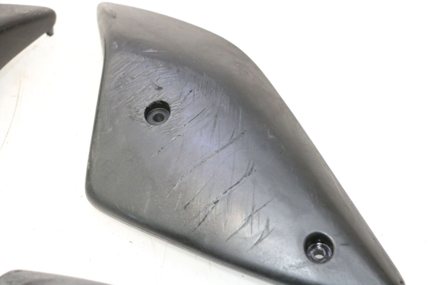 photo de TAMPA LATERAL DO CHASSI PEUGEOT TREKKER 50 (1995 - 2004) - Peça verificada