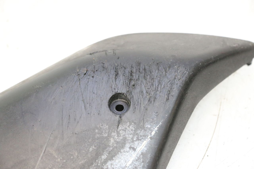 photo de TAMPA LATERAL DO CHASSI PEUGEOT TREKKER 50 (1995 - 2004) - Marcações e referências