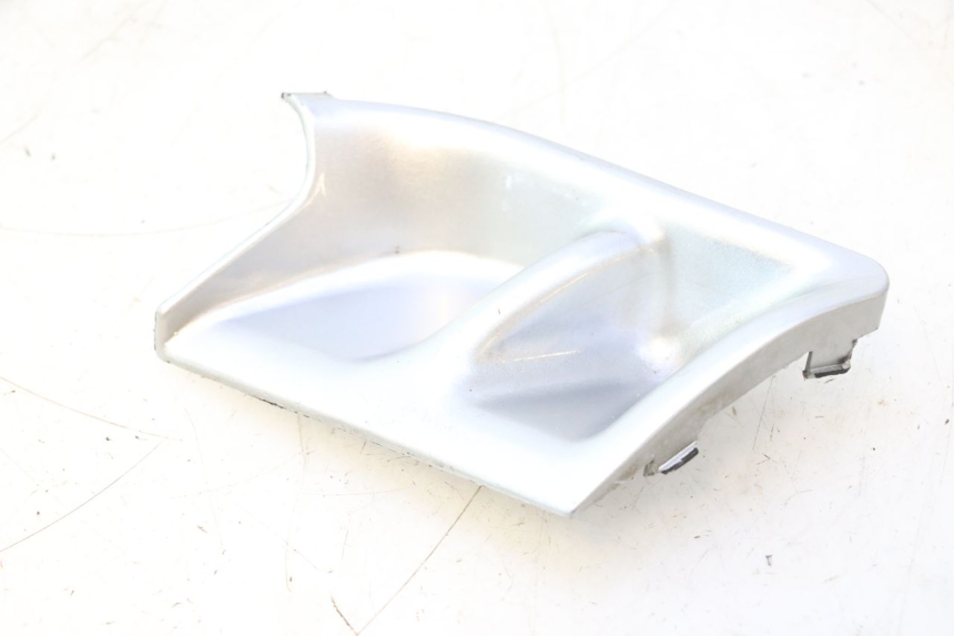 photo de TAMPA LATERAL DO QUADRO PIAGGIO TYPHOON 50 (1993 - 1999) - Pontos de fixação