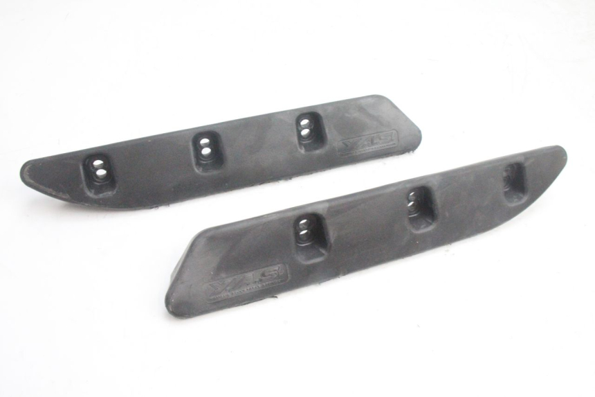 photo de TAMPA LATERAL DO QUADRO YAMAHA WAVE RUNNER GP R 1200 (2000 - 2003) - Vista principal