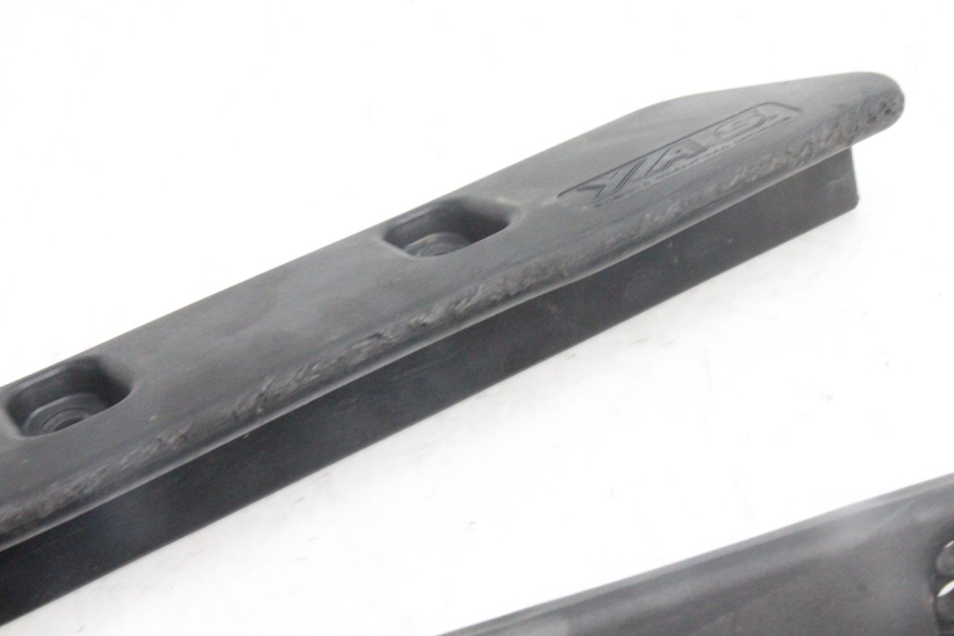 photo de TAMPA LATERAL DO QUADRO YAMAHA WAVE RUNNER GP R 1200 (2000 - 2003) - Ampliação técnica