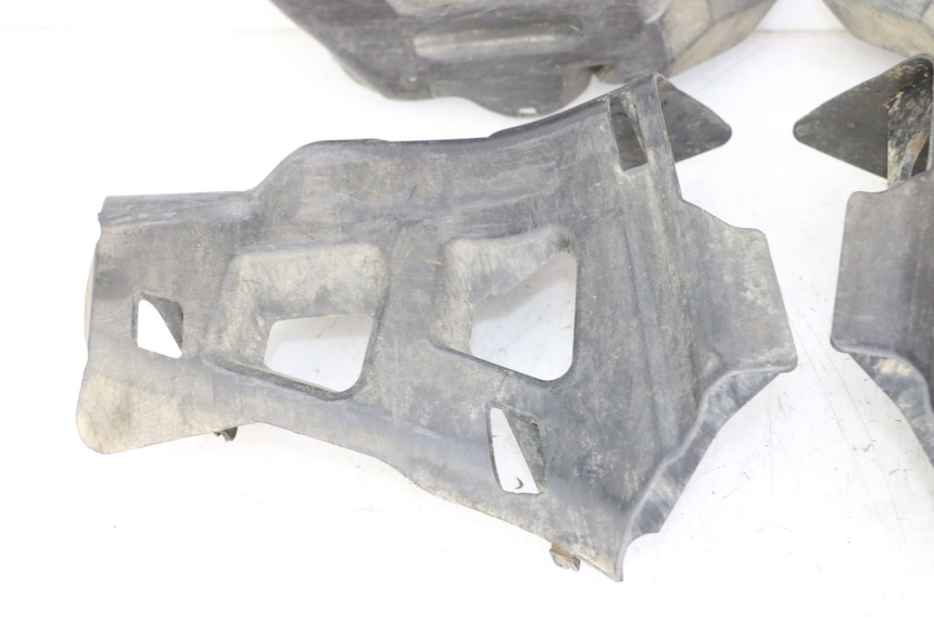 photo de TAMPA LATERAL DO CHASSI YAMAHA YFM GRIZZLY 550 (2008 - 2015) - Vista do produto