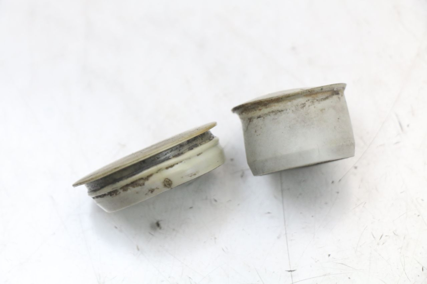 photo de TAMPA LATERAL DO CHASSI YAMAHA YZ 125 (2017 - 2021) - Zoom do estado de desgaste