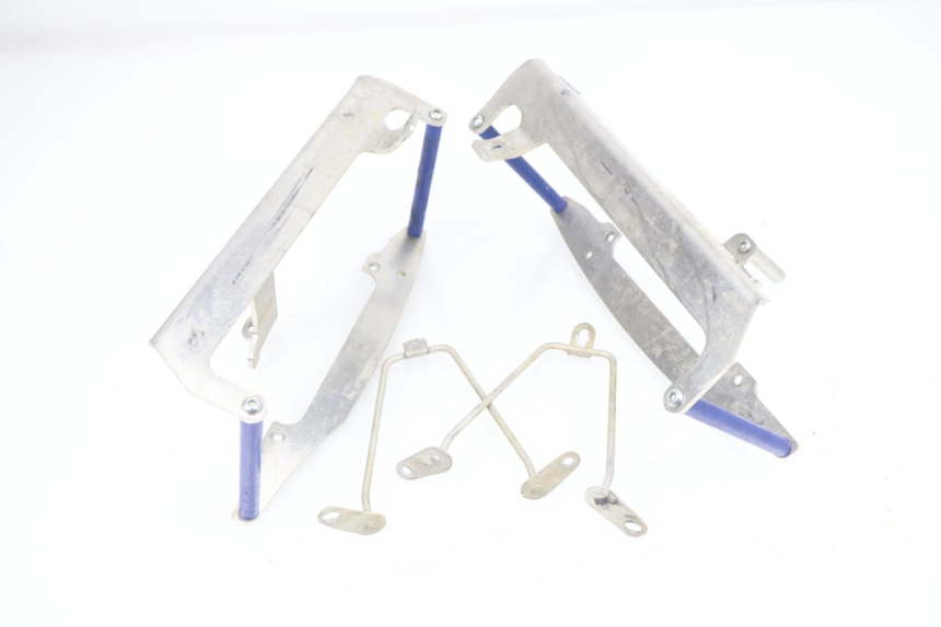photo de TAMPA LATERAL DO CHASSI YAMAHA YZF YZ-F 450 (2006 - 2009) - Detalhe da peça
