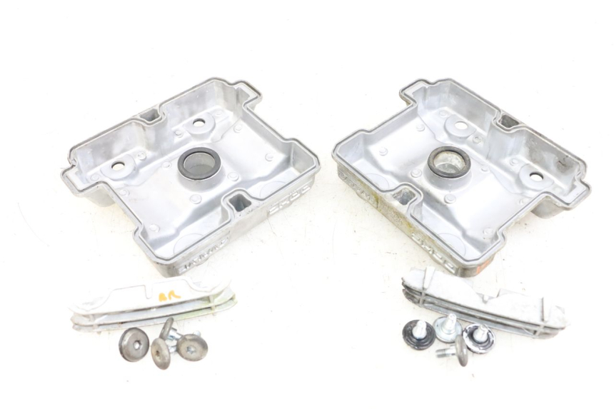 photo de TAMPA DE BALANCINS HYOSUNG GV AQUILA 125 (2000 - 2009) - Detalhe da peça