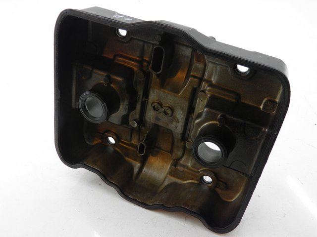 photo de TAMPA DE BALANCIM TRASEIRA HONDA VFR 750 (1990 - 1993) - Zoom do estado de desgaste
