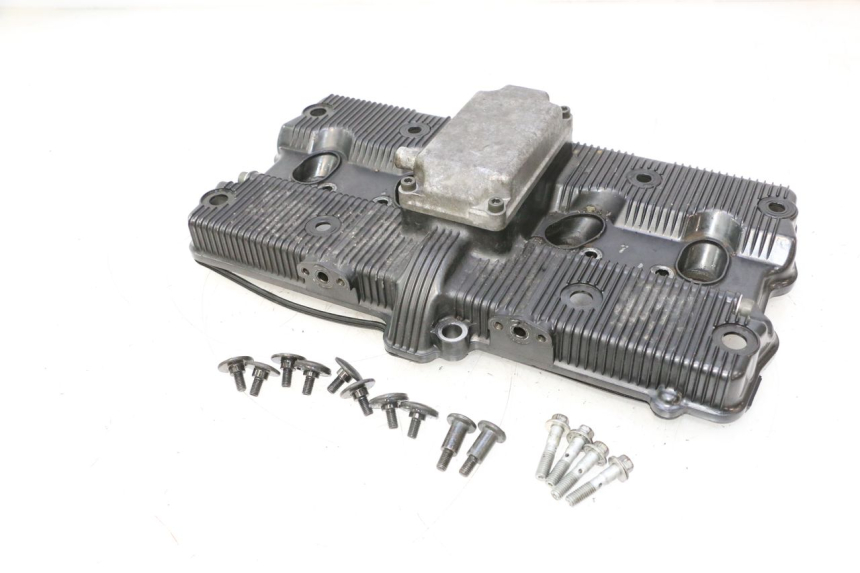 photo de TAMPA DE BALANCINS SUZUKI GSF N BANDIT 1200 (2001 - 2005) - Detalhe da peça