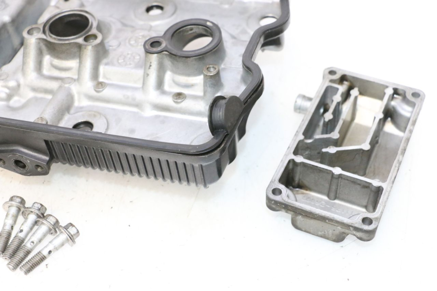 photo de TAMPA DE BALANCINS SUZUKI GSF N BANDIT 1200 (2001 - 2005) - Outro ângulo de visão