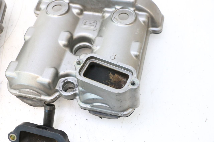 photo de TAMPA DE BALANCINS SUZUKI SV S 650 (2003 - 2009) - Ampliação técnica