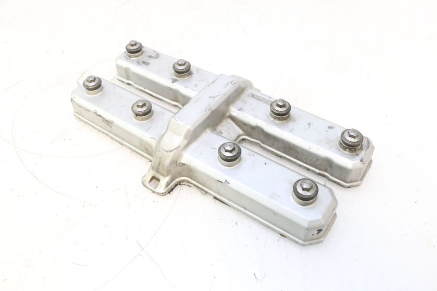 photo de TAMPA DE BALANCINS YAMAHA YZF R GENESIS 750 (1993 - 1998) - Detalhe da peça