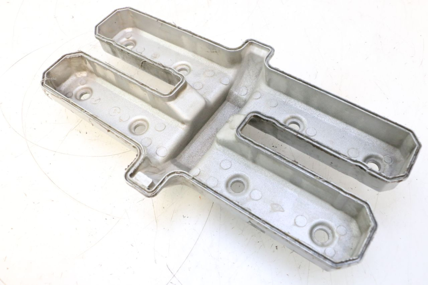 photo de TAMPA DE BALANCINS YAMAHA YZF R GENESIS 750 (1993 - 1998) - Ampliação técnica