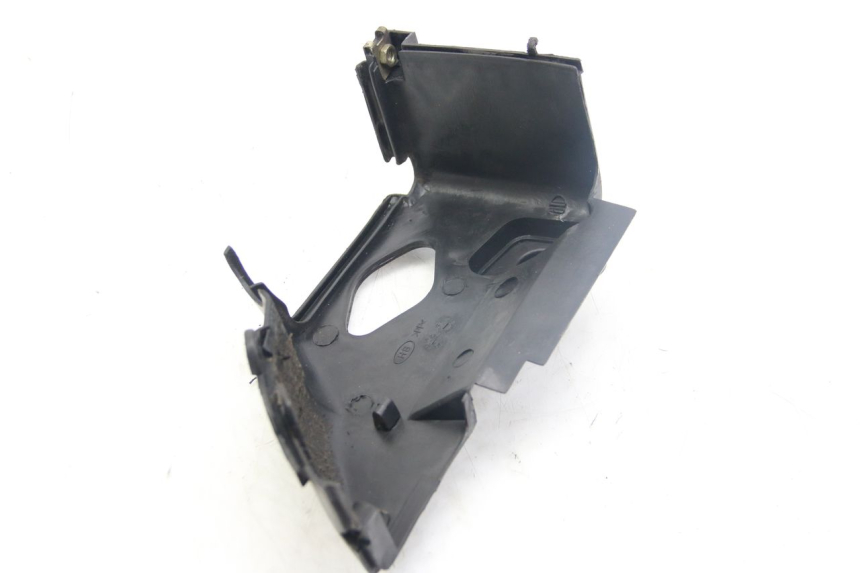 photo de TAMPA DO CILINDRO SYM FIDDLE 2 50 (2008 - 2013) - Detalhes característicos