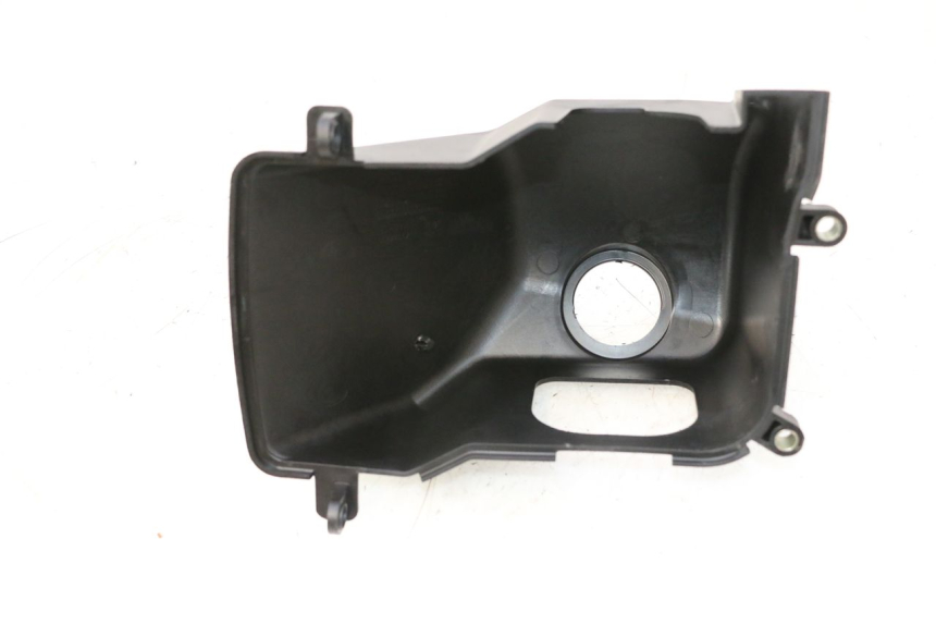 photo de TAMPA DO CILINDRO PEUGEOT KISBEE 2T 50 (2018 - 2022) - Detalhe da peça