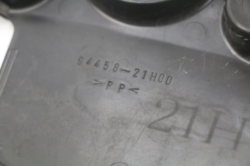 photo de TAMPA DO GARFO SUZUKI GSX-R GSXR K16 1000 (2012 - 2016) - Detalhe da peça
