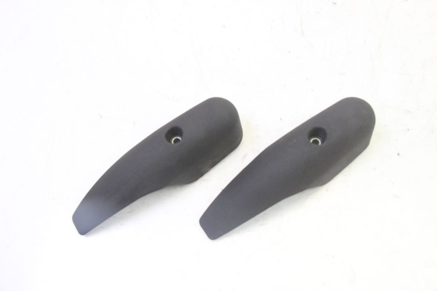 photo de TAMPA DE GARFO PIAGGIO MP3 LT 300 (2010 - 2016) - Detalhe da peça
