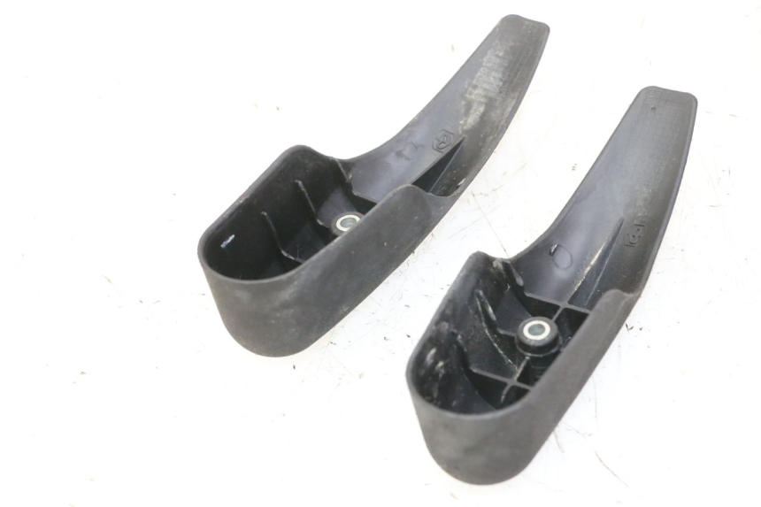 photo de TAMPA DE GARFO PIAGGIO MP3 500 (2011 - 2015) - Detalhe da peça