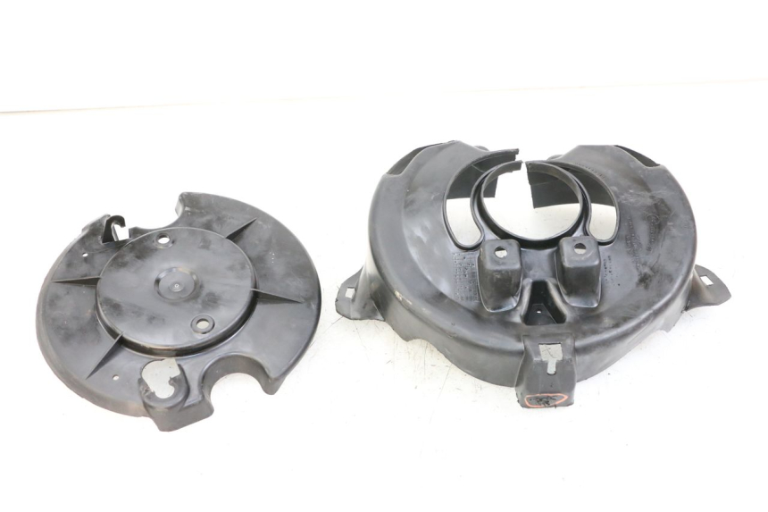 photo de TAMPA DO GARFO PEUGEOT TKR TREKKER FURIOUS 50 (2005 - 2014) - Pontos de fixação