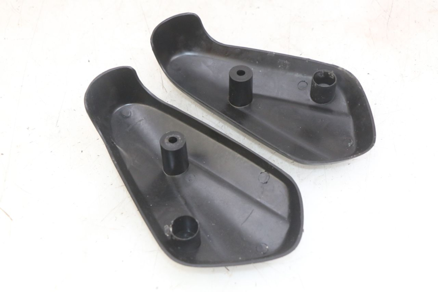 photo de TAMPA DE GARFO HONDA SCV LEAD 100 (2003 - 2007) - Zoom do estado de desgaste