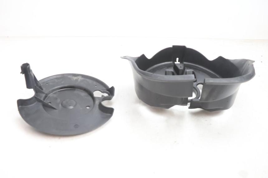 photo de TAMPA DO GARFO PEUGEOT TKR TREKKER FURIOUS 50 (2005 - 2014) - Outro ângulo de visão