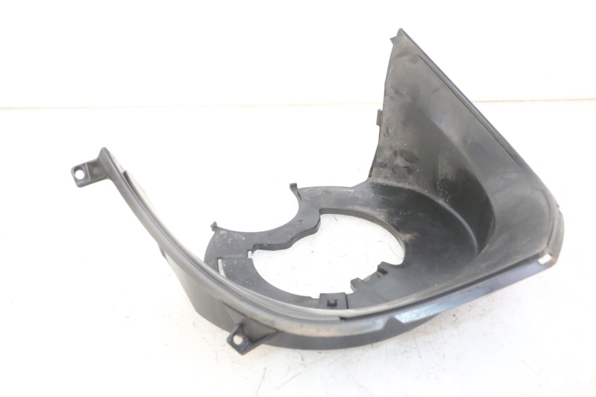 photo de TAMPA DO GARFO PEUGEOT VIVACITY NEW 4T 50 (2008 - 2017) - Detalhe da peça