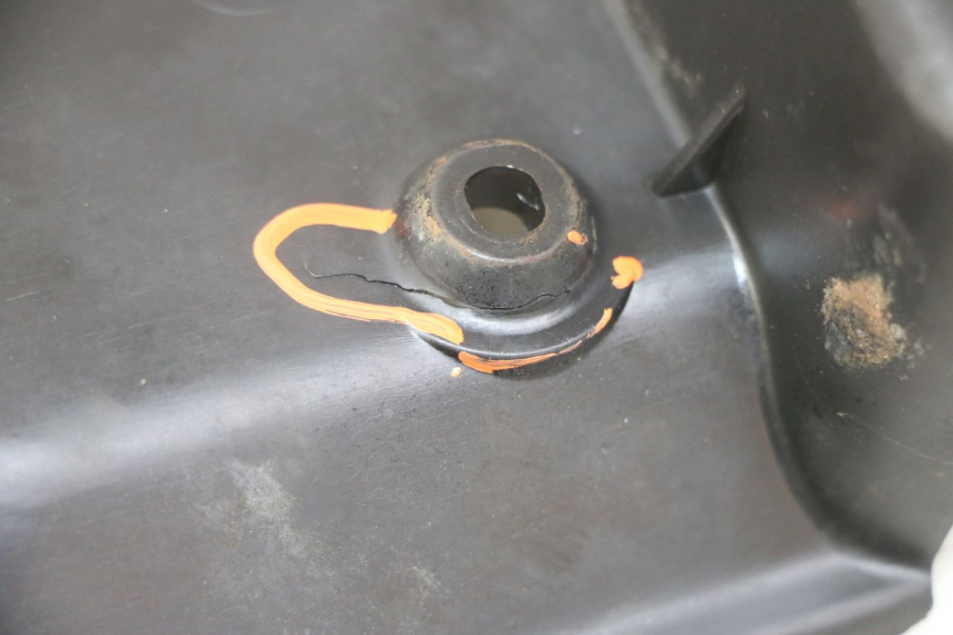 photo de TAMPA DE GARFO YAMAHA BW'S NG NEXT GENERATION 50 (1996 - 2003) - Pontos de fixação
