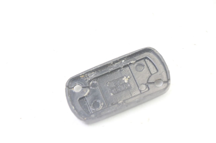 photo de TAMPA DO CILINDRO MESTRE PEUGEOT ELYSTAR 50 (2002 - 2014) - Zoom do estado de desgaste