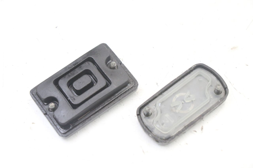 photo de TAMPA DO CILINDRO MESTRE PEUGEOT SPEEDFIGHT 3 LC 2T 50 (2009 - 2015) - Zoom do estado de desgaste