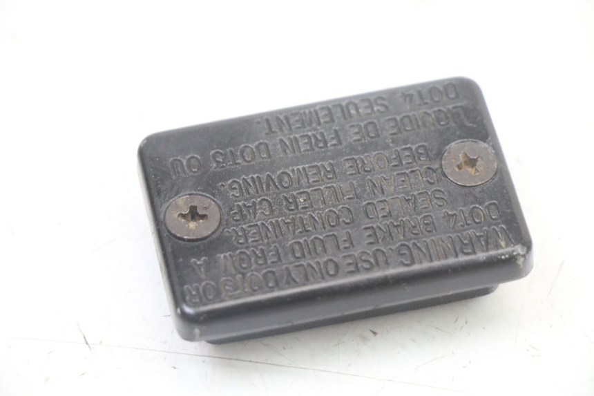 photo de TAMPA DO CILINDRO MESTRE PEUGEOT SPEEDFIGHT 3 LC 2T 50 (2009 - 2015) - Ampliação técnica