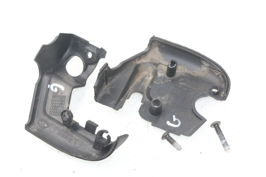 photo de TAMPA DO CILINDRO MESTRE APRILIA SCARABEO GT 125 (1999 - 2007) - Ampliação técnica