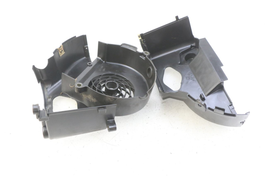 photo de TAMPA DO MOTOR JM MOTORS EVOLIS 4T 50 (2018 - 2022) - Outro ângulo de visão