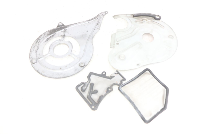 photo de TAMPA DO MOTOR GILERA GP 800 (2007 - 2013) - Detalhe da peça