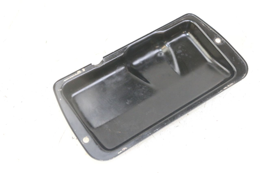 photo de TAMPA DO MOTOR SUZUKI GS GSE 500 (2001 - 2003) - Detalhe da peça
