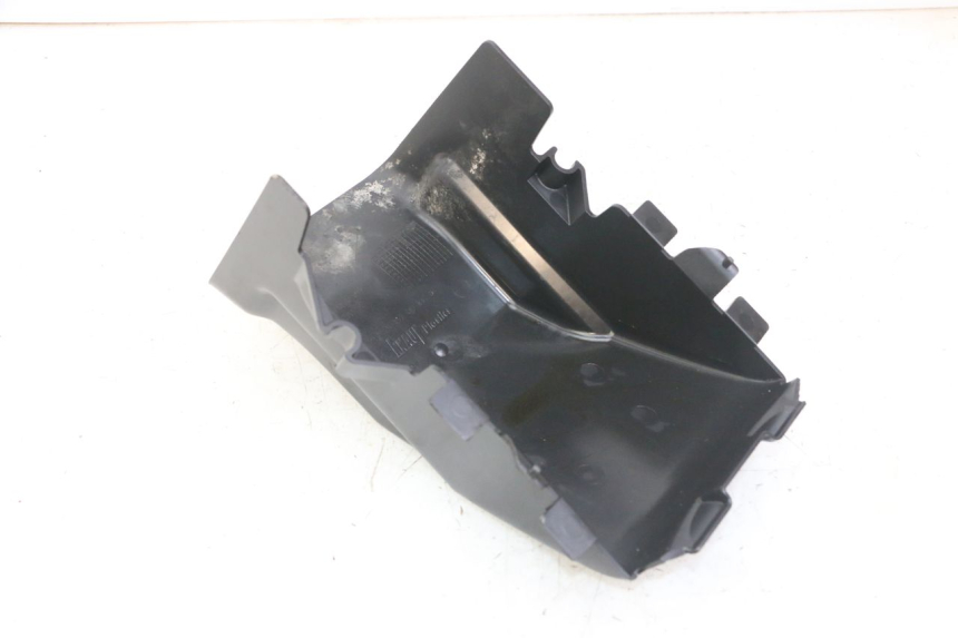photo de TAMPA DO MOTOR PEUGEOT JET FORCE CARBU 50 (2003 - 2016) - Zoom do estado de desgaste