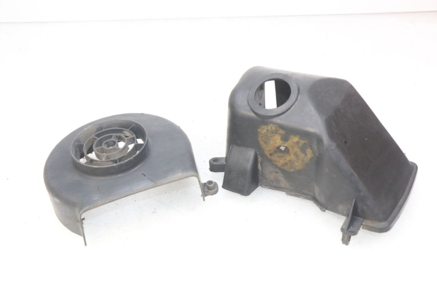 photo de TAMPA DO MOTOR PEUGEOT KISBEE 2T 50 (2010 - 2017) - Vista principal