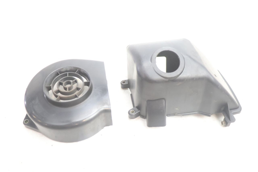 photo de TAMPA DO MOTOR PEUGEOT KISBEE 2T 50 (2010 - 2017) - Vista principal
