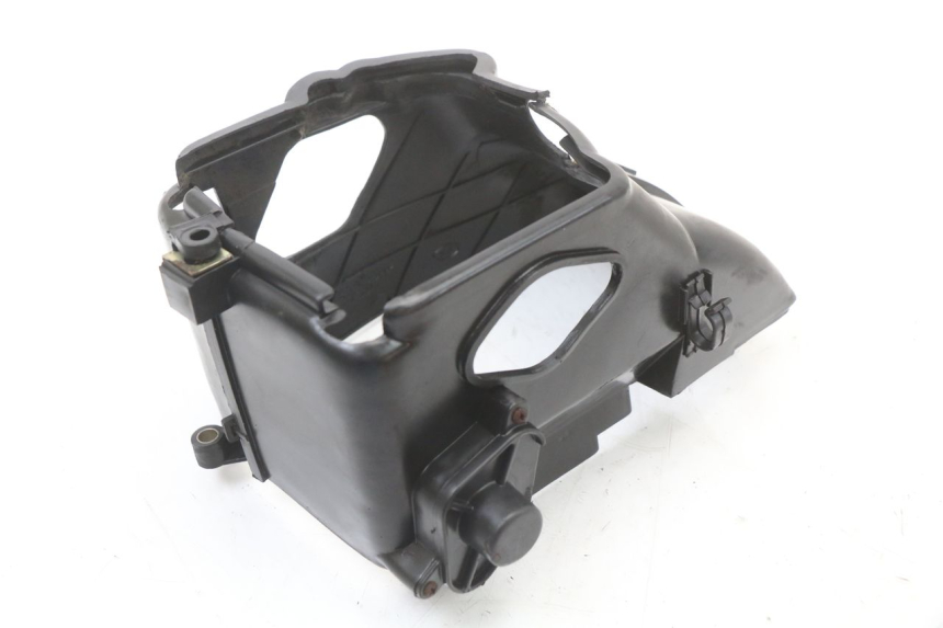 photo de TAMPA DO MOTOR PEUGEOT KISBEE 4T 50 (2010 - 2017) - Detalhe da peça